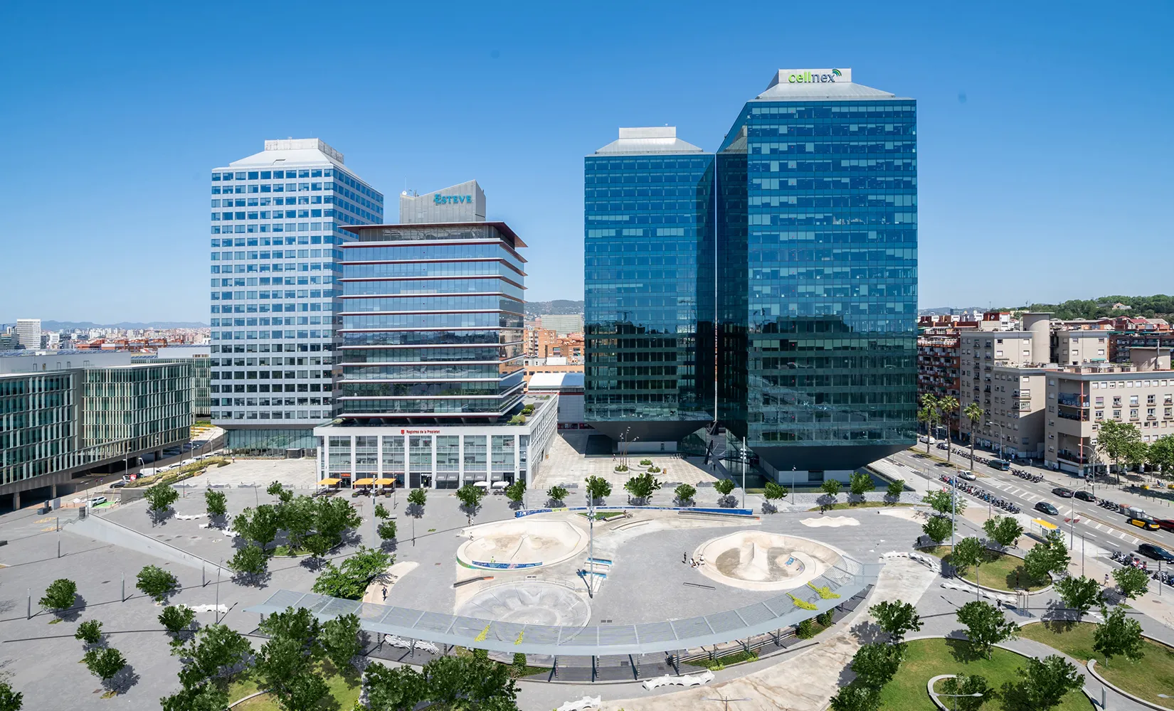 Porta Firal. complejo de oficinas. TDA Arquitectura y Urbanismo.