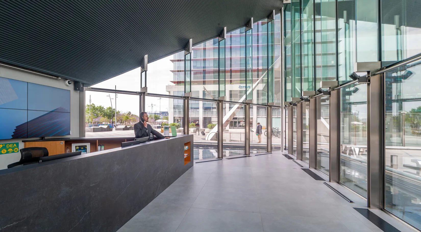 Porta Firal. complejo de oficinas. TDA Arquitectura y Urbanismo.