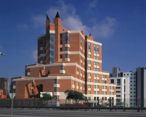 Hotel Alimara y Escuela de Turismo y Hostelería CETT